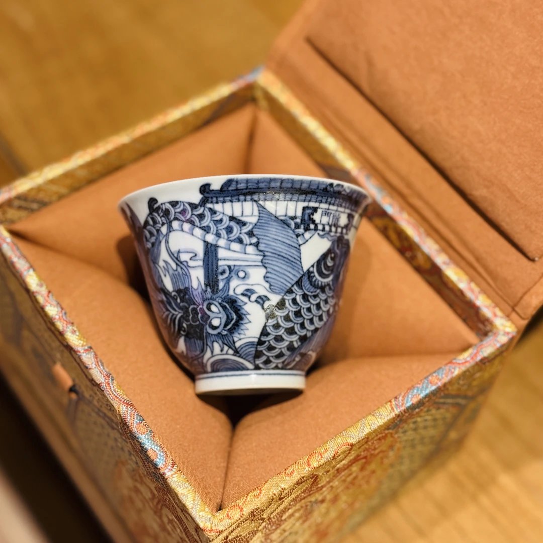 鱼跃龙门元青花主人杯