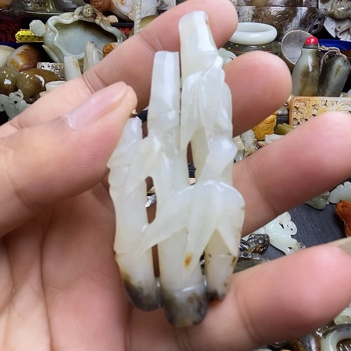 颈饰未镶嵌和田玉