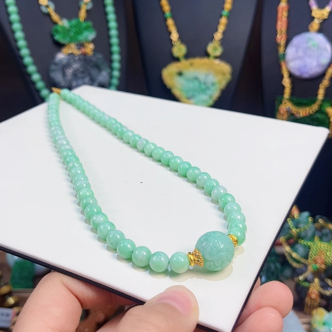 阿***梅翡翠未镶嵌项链翡翠