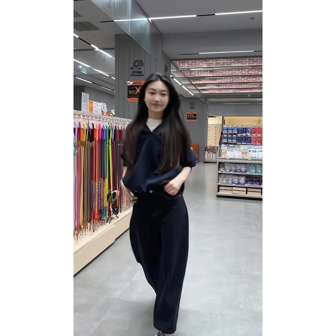 秋季慵懒风简约长袖短款卫衣洋气宽松上衣阔腿裤纯色休闲裤长裤女