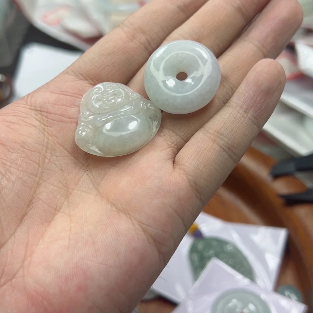 颈饰未镶嵌翡翠套装