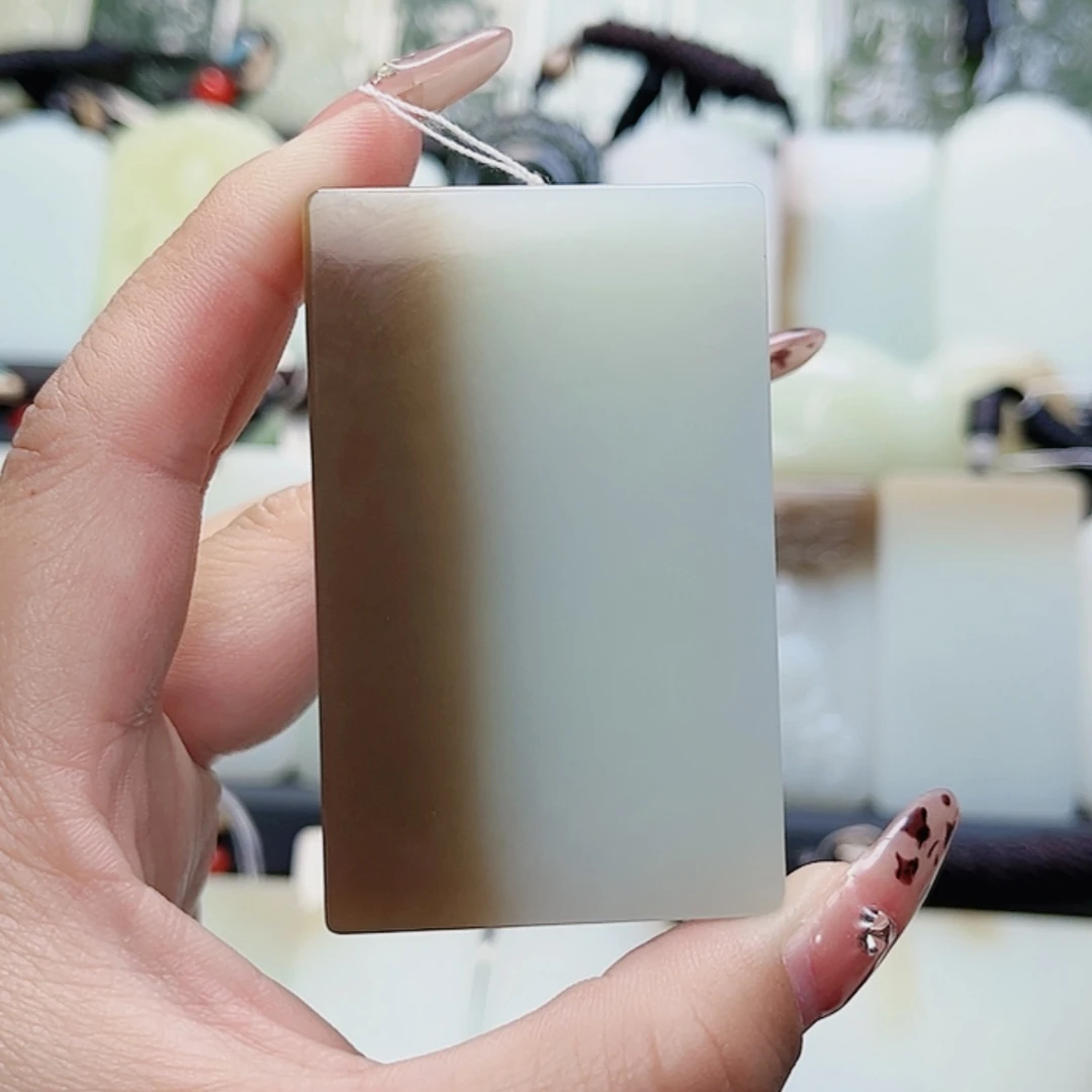 【闪购商品】颈饰未镶嵌和田玉两****生