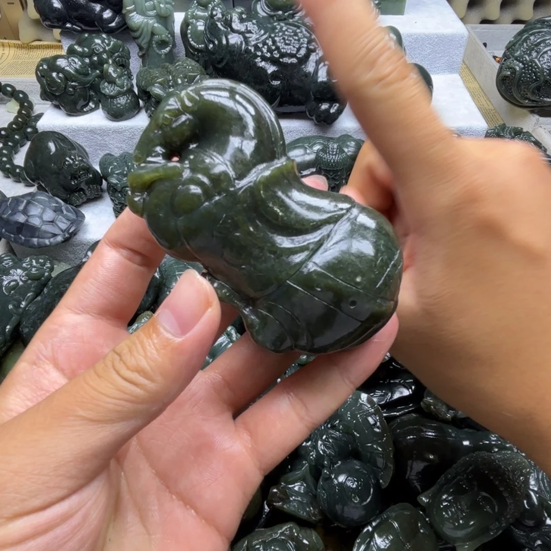 和田玉（糖玉）未镶嵌颈饰