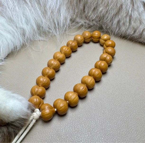 屁桃猴头手串小屁桃猴头手串