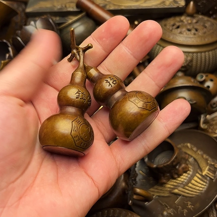 精美铜器做工精湛