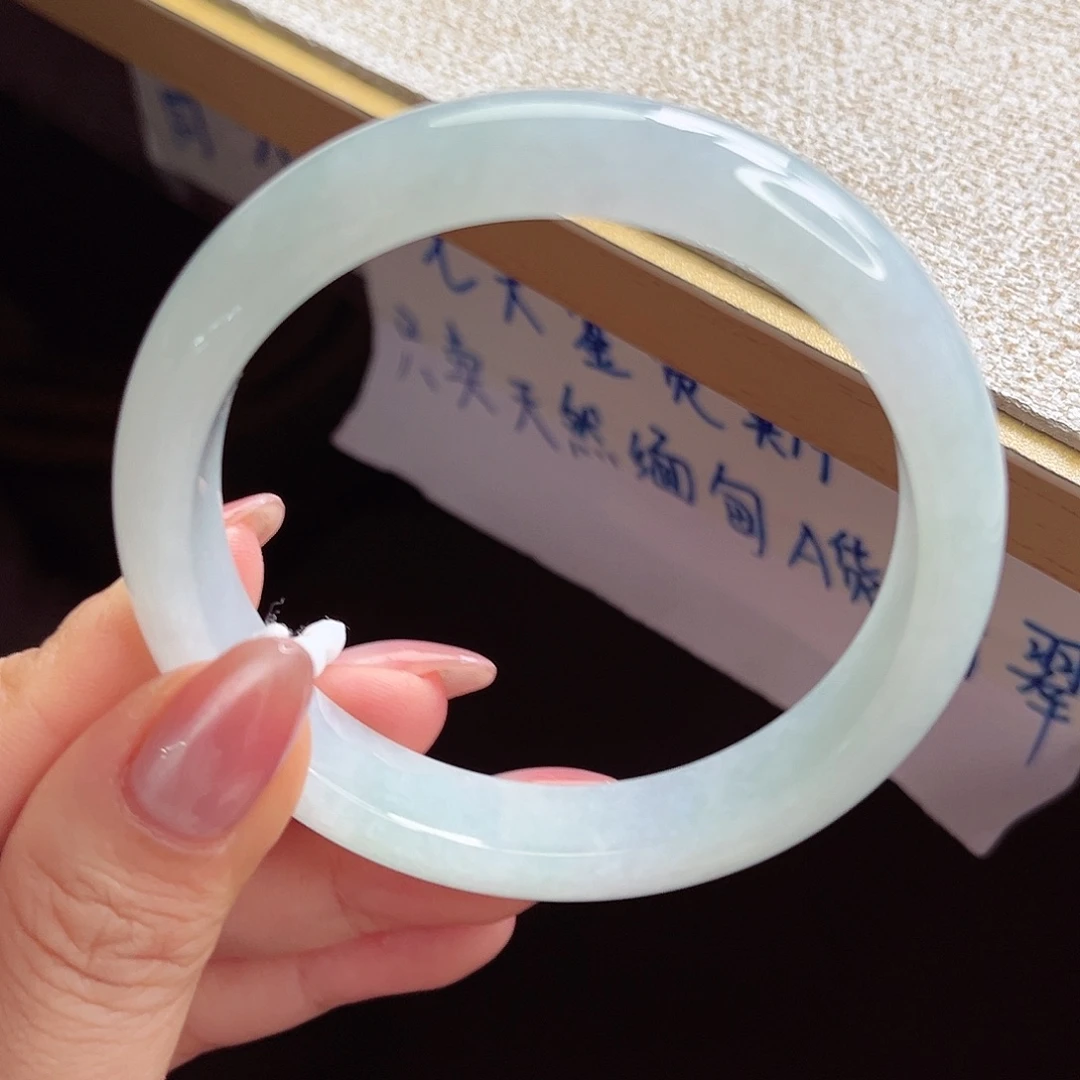 翡翠未镶嵌手镯手镯