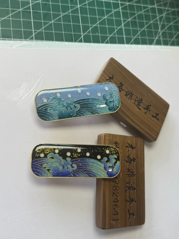 掐丝珐琅发夹，长7cm多，款2cm多