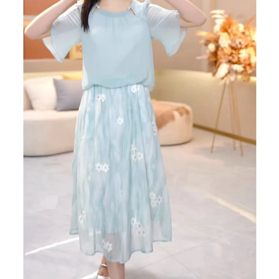 V0950时尚气质优雅设计感连衣裙夏季时尚中长连衣裙