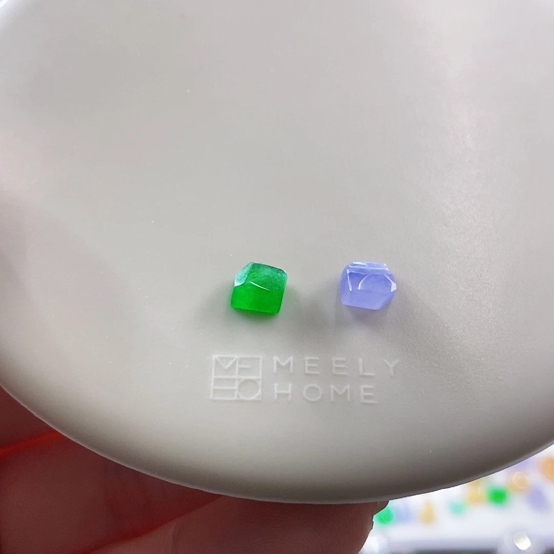 散珠翡翠双彩裸石