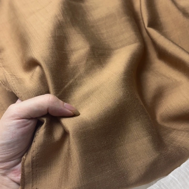 混纺棉卡其色2米。