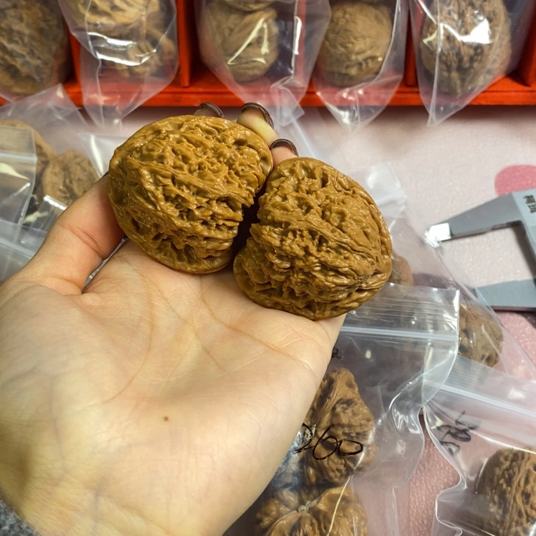 文玩核桃吊坠44南疆石450
