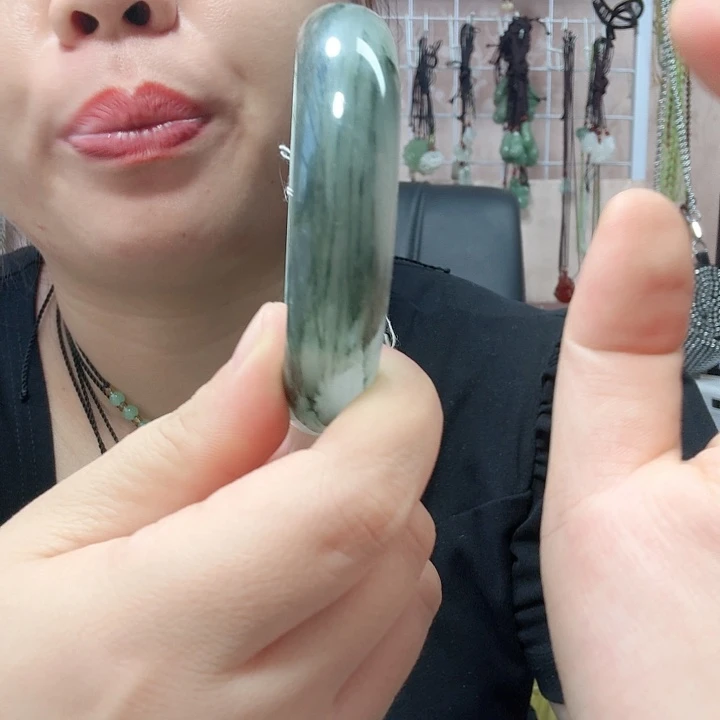 未镶嵌手镯石英质玉瑕疵61