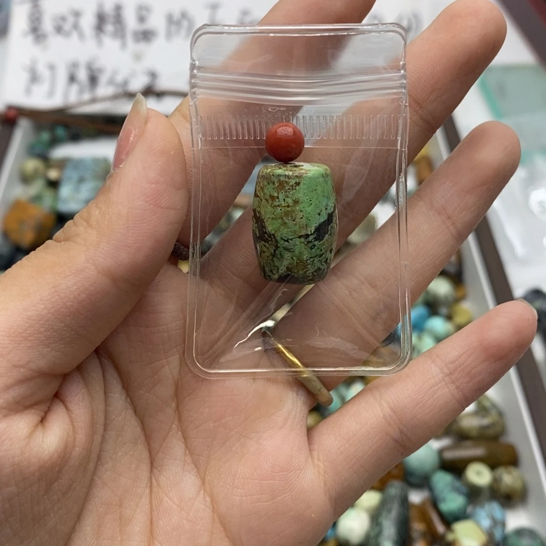 桥****南红玛瑙未镶嵌珠宝奇石