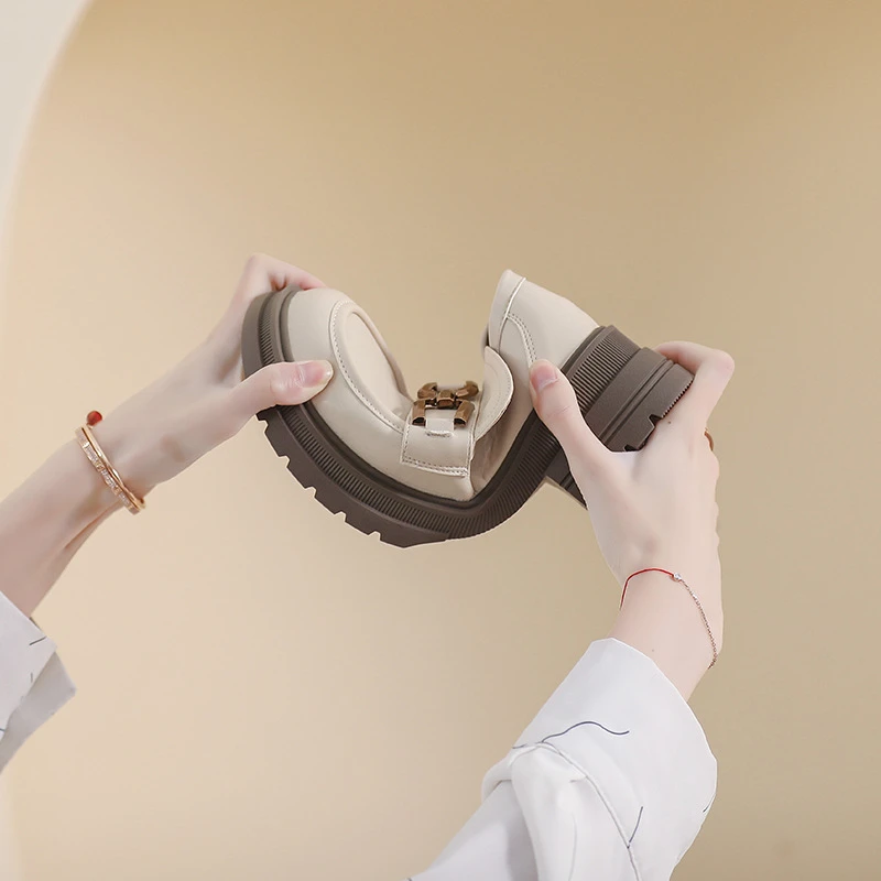 中跟复古乐福鞋新款春秋2023软底厚底小皮鞋英伦风女一脚蹬女单鞋