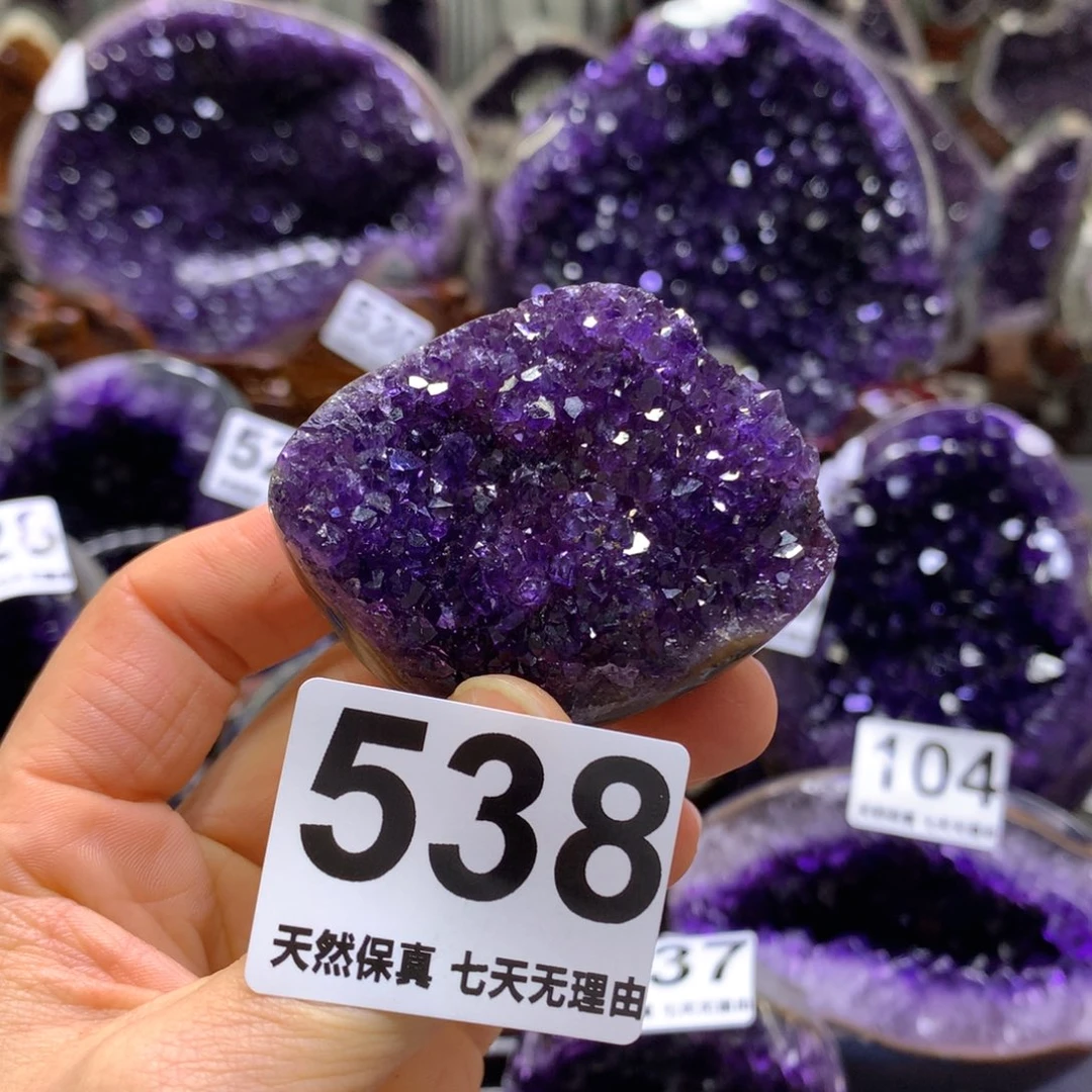 水晶摆件未镶嵌1