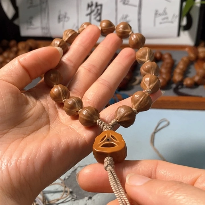 橄榄核手串5131精品4花蒜头小铁核15+1颗