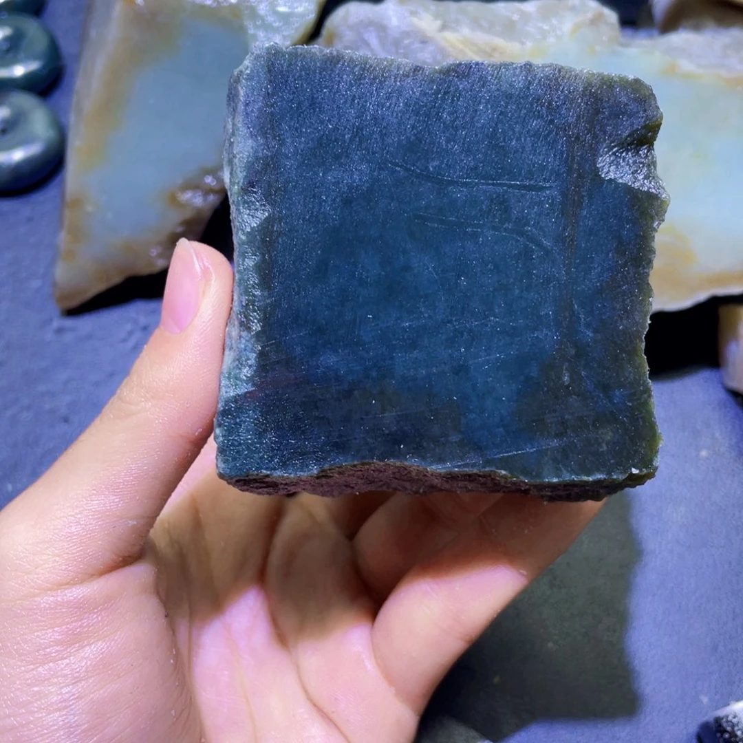 和田玉未镶嵌珠宝半成品