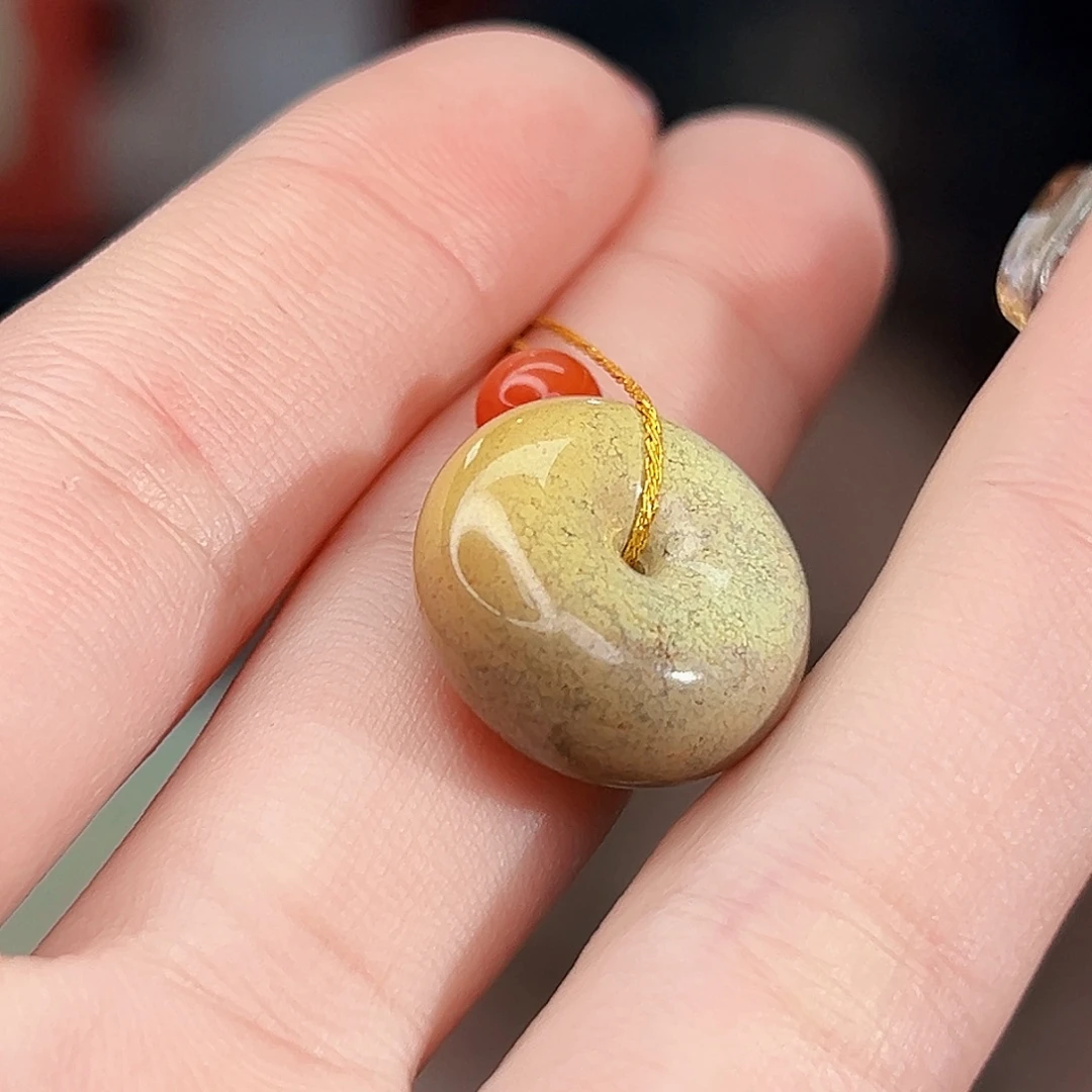 南红玛瑙未镶嵌珠宝奇石