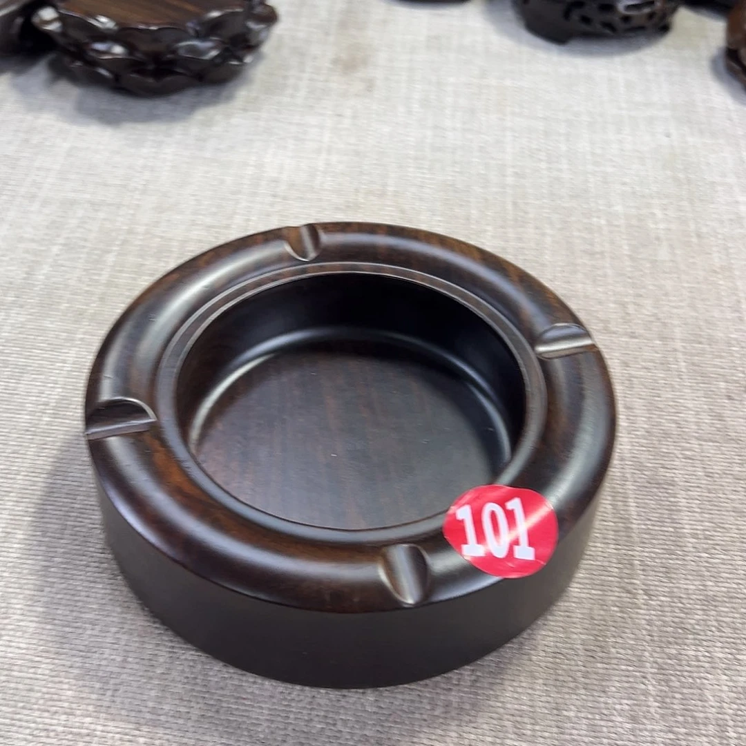 红木底座精雕工艺品