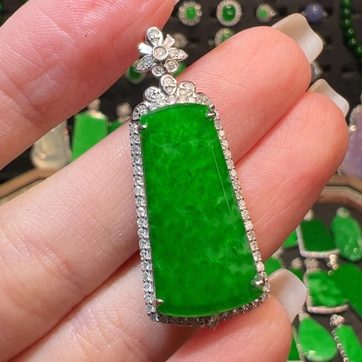 翡翠吊坠(不含链)未镶嵌