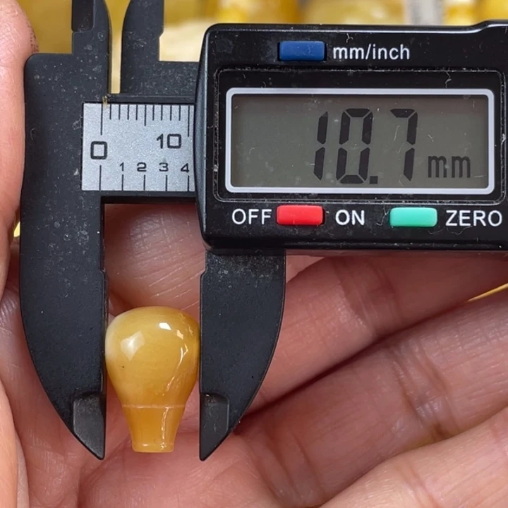 蜜蜡未镶嵌裸石73杂