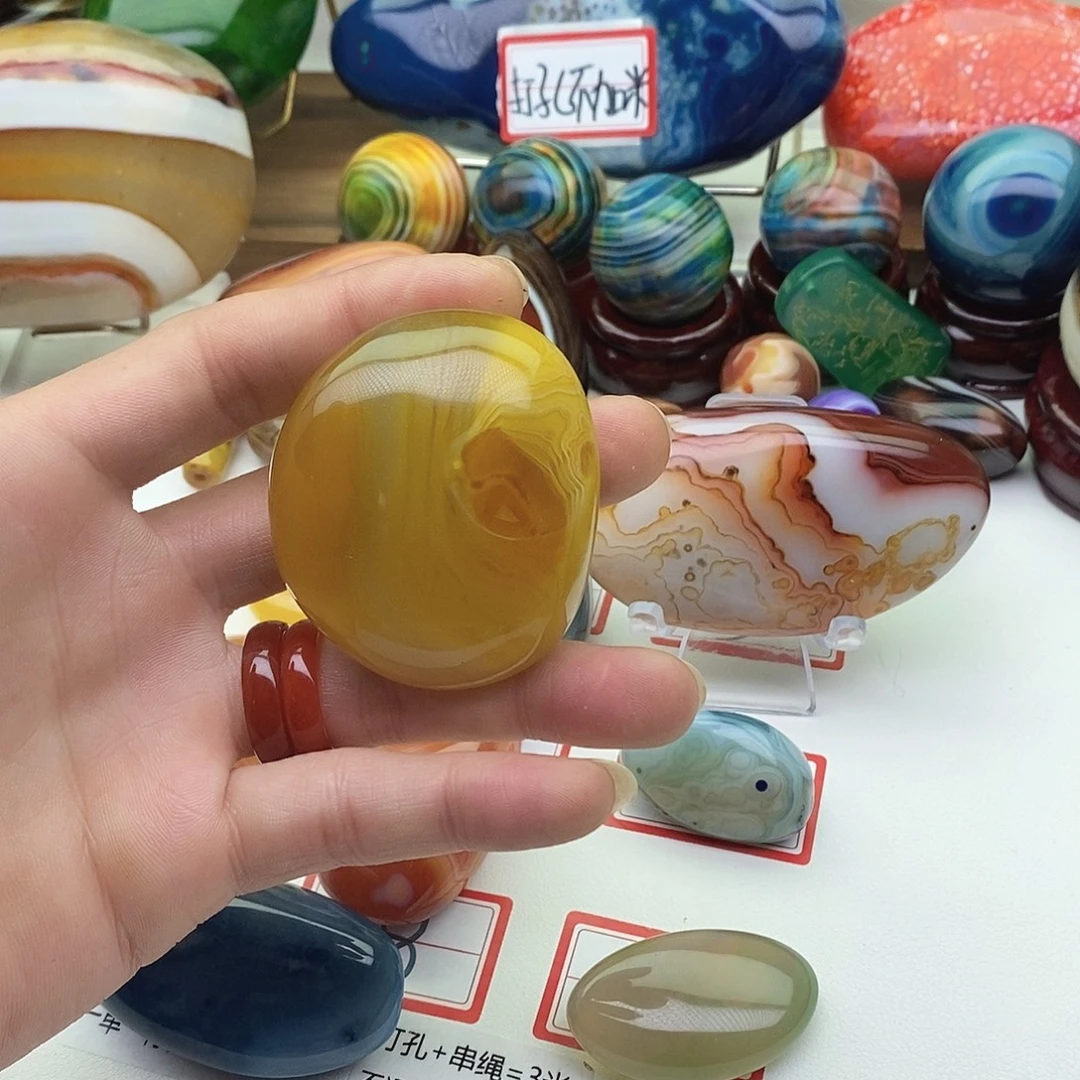 玛瑙/玉髓未镶嵌珠宝奇石