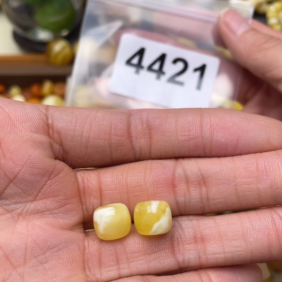 蜜蜡珠宝奇石未镶嵌j**e10