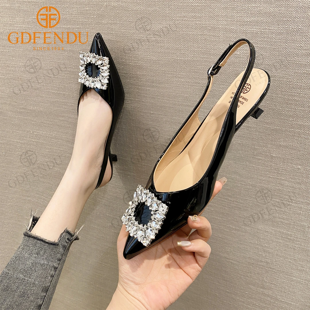 新款水钻方扣高跟鞋尖头浅口后空单鞋漆皮包头细跟凉鞋女5C060