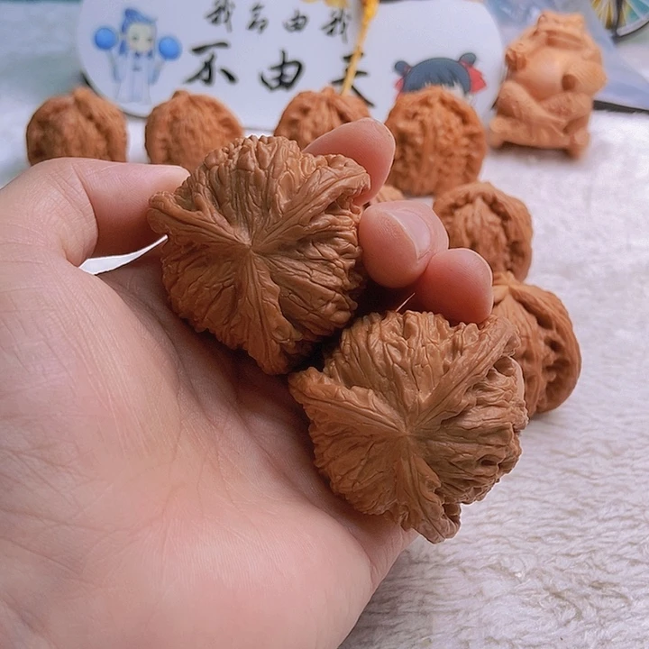吊坠文玩核桃一**光三棱