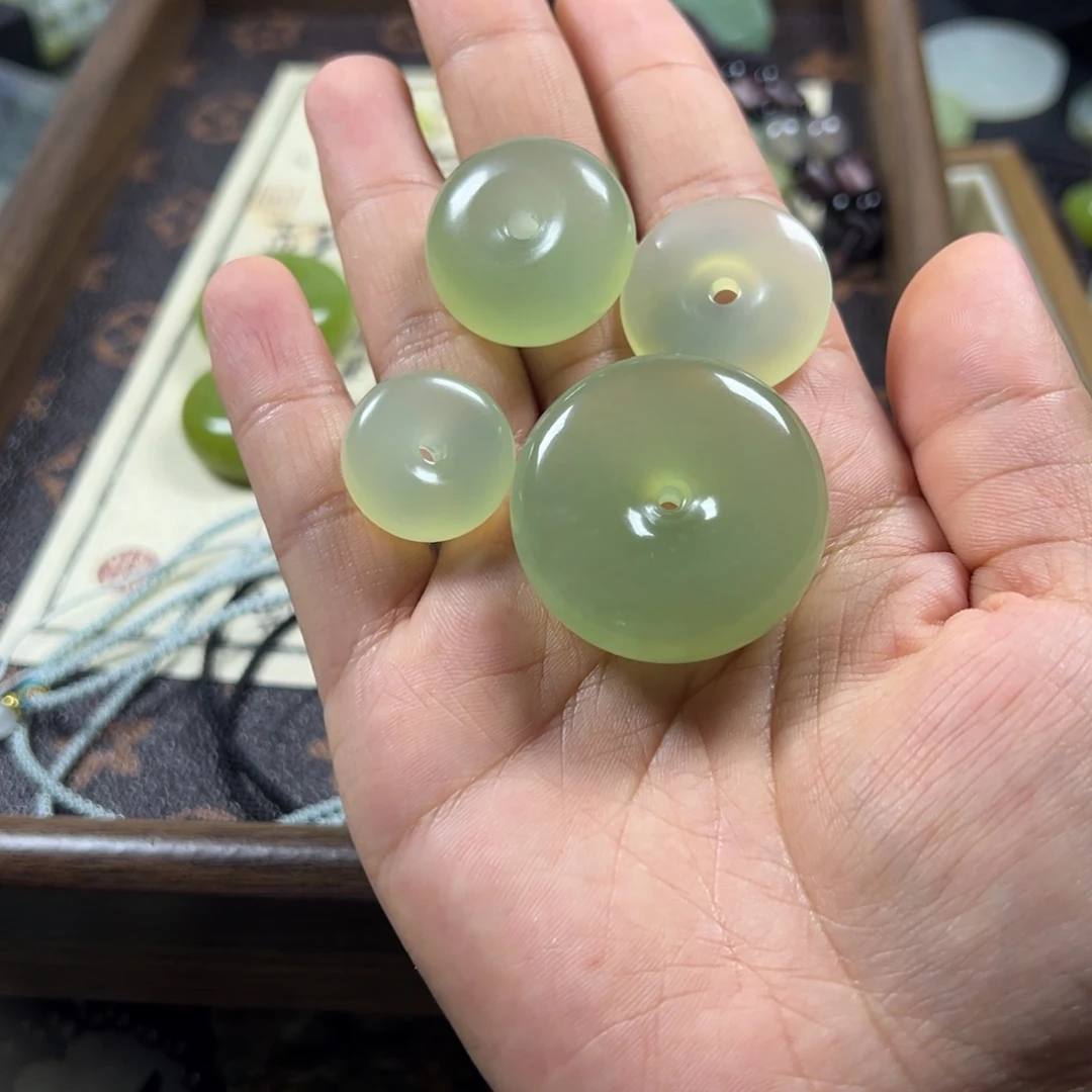 安***华未镶嵌岫玉吊坠(不含链)