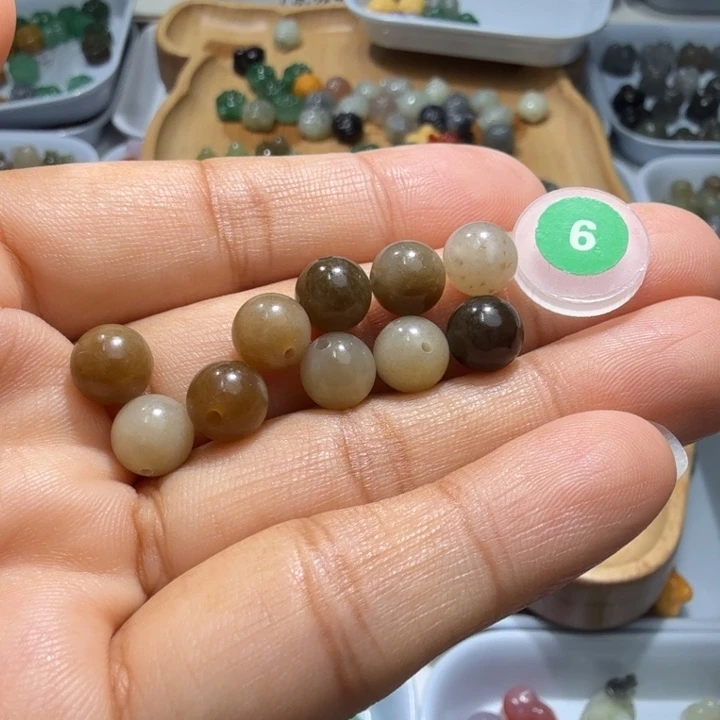 和田玉未镶嵌珠宝半成品卡八