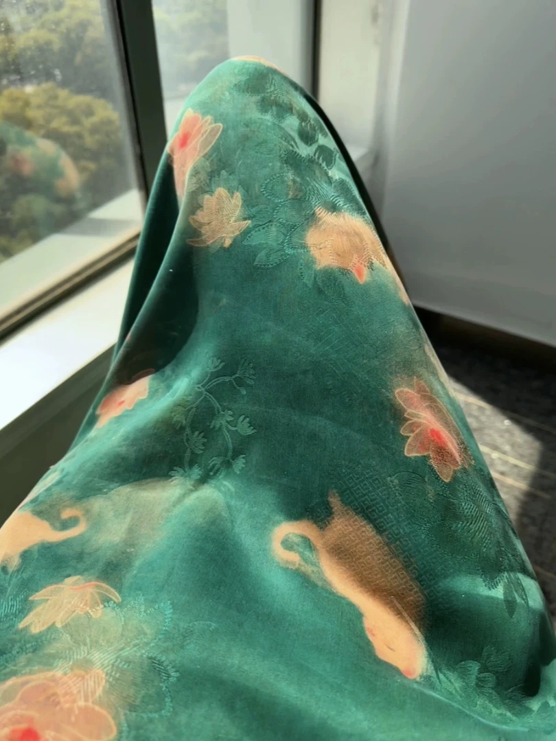 【睡莲小猫】28姆米花萝红云纱158/米现货发（无退换）