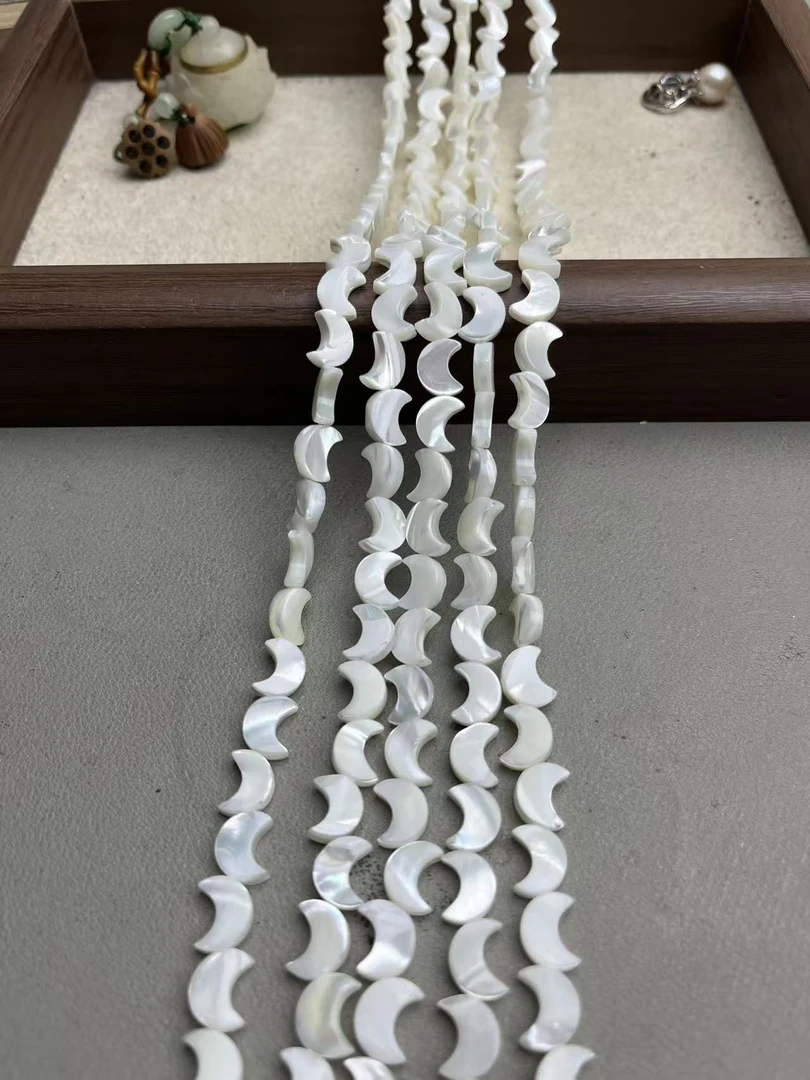 天然8/10mm左右海水白蝶贝月牙散珠半成品长度40cm左右DIY当配珠