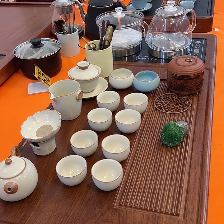 我要找个点左右我要找个