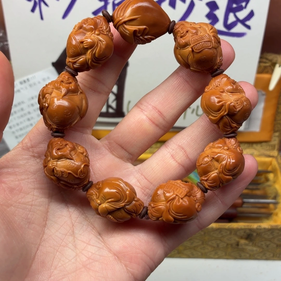 吊坠橄榄核官袍财神