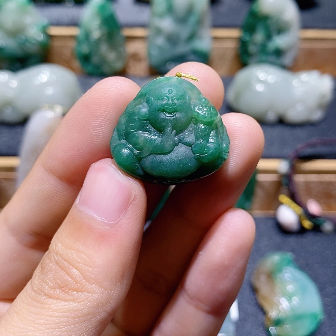 独山玉未镶嵌吊坠