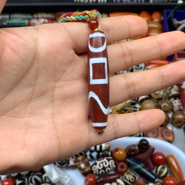 玛瑙/玉髓未镶嵌吊坠(赠链)