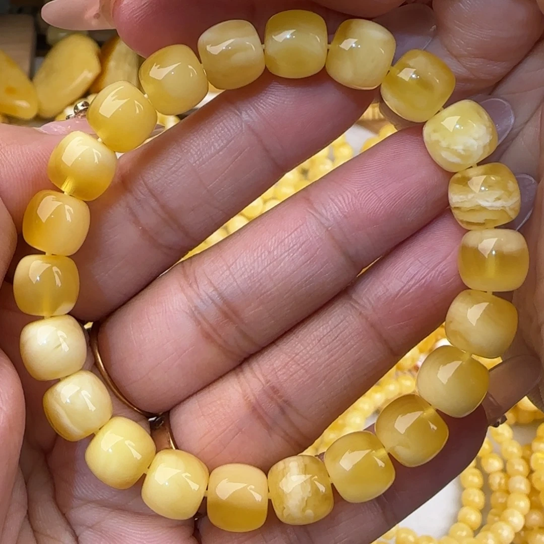 蜜蜡未镶嵌手链金白妖花老型手串