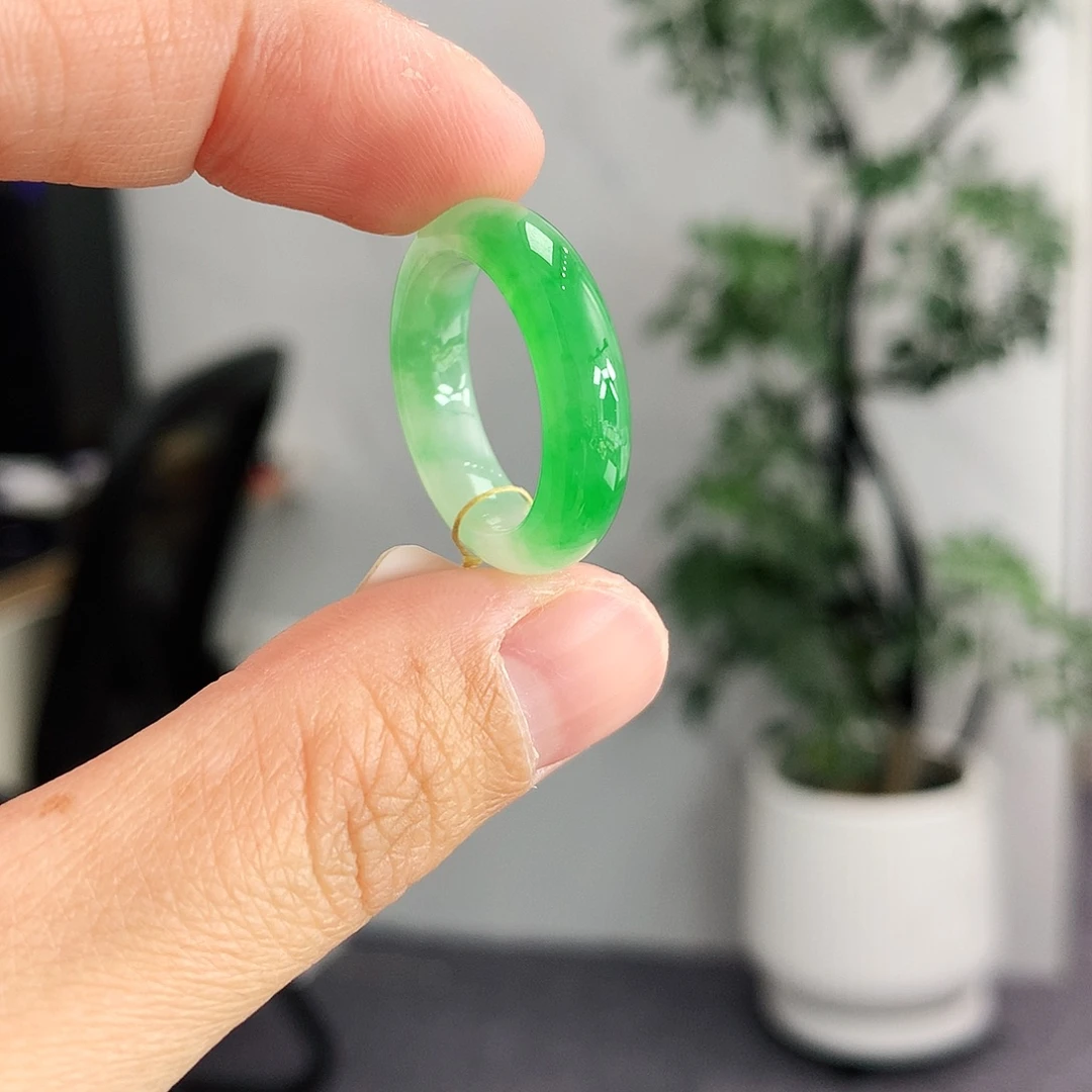 翡翠未镶嵌戒指14号