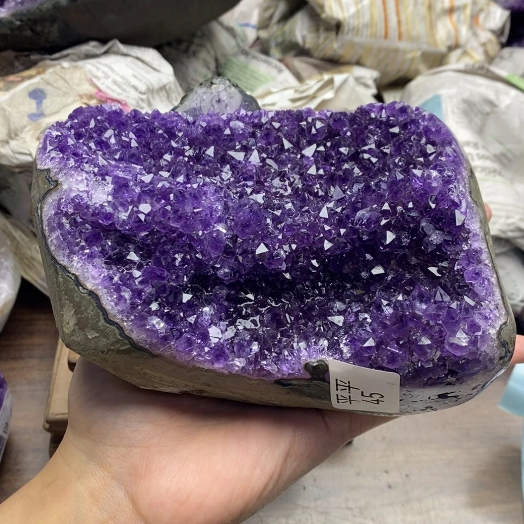 狐****未镶嵌珠宝半成品紫晶