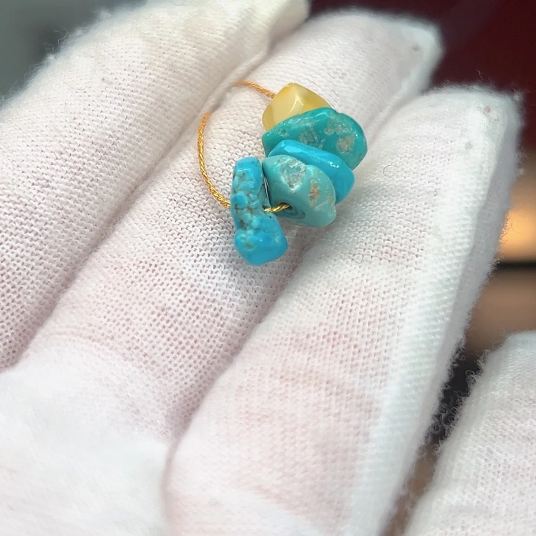 蜜蜡未镶嵌珠宝奇石