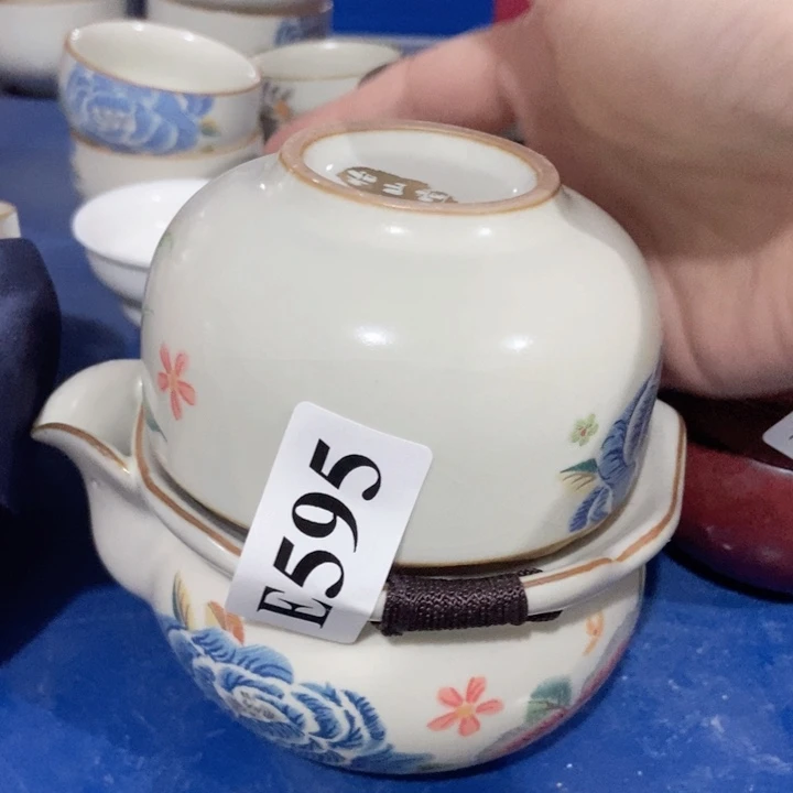 茶具微瑕，介意勿拍