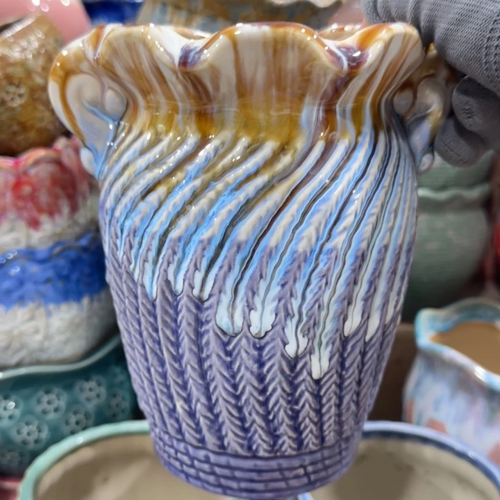 凑9块包邮，有孔，陶瓷花盆