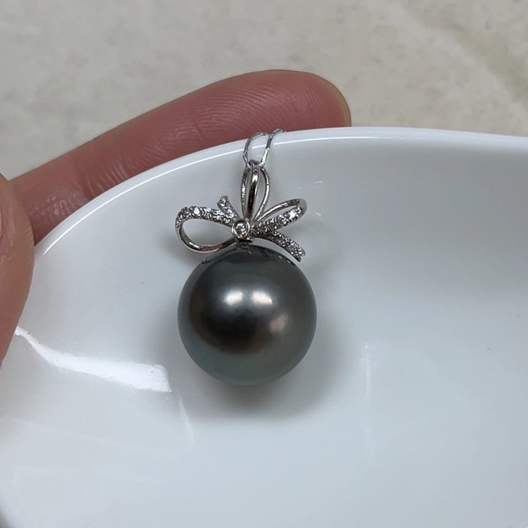 海水珍珠18K金镶嵌颈饰12.4mm