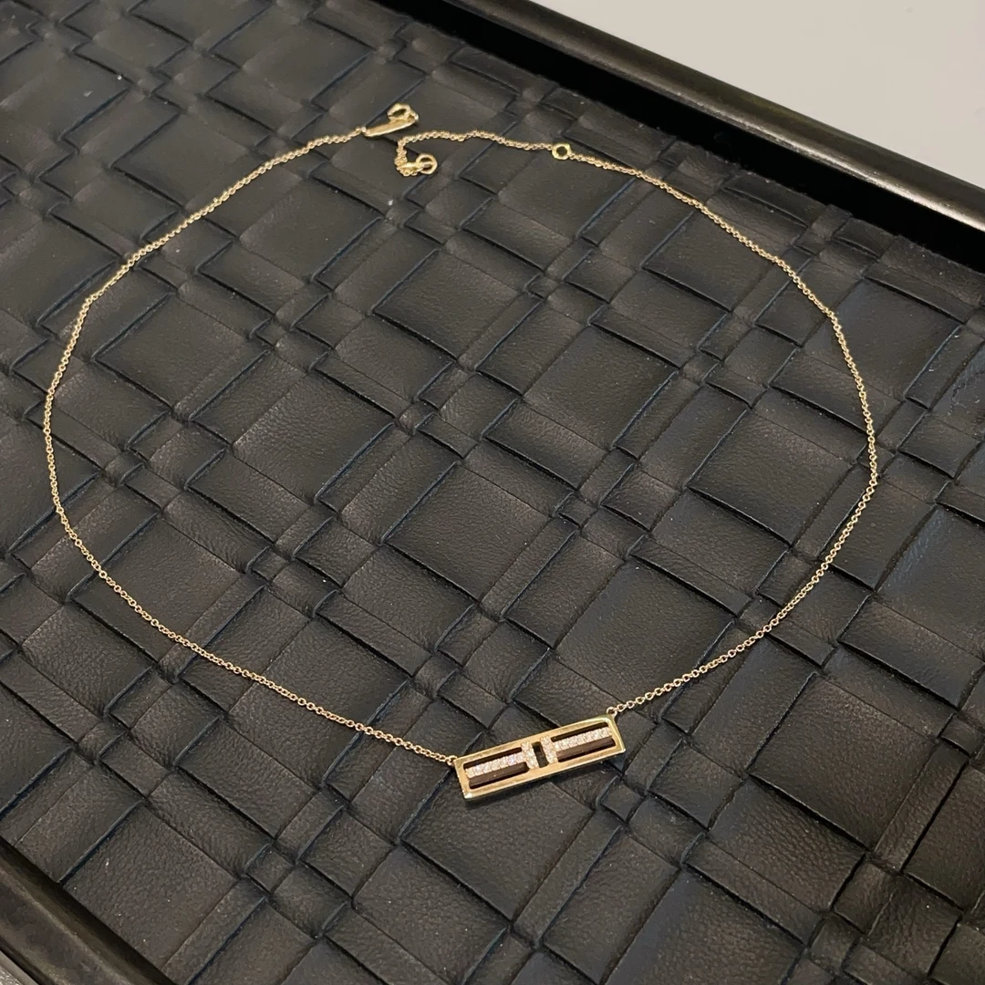 99新 Tiffany & Co./蒂芙尼 T系列 镂空白钻项链 玫瑰金 肖战同款