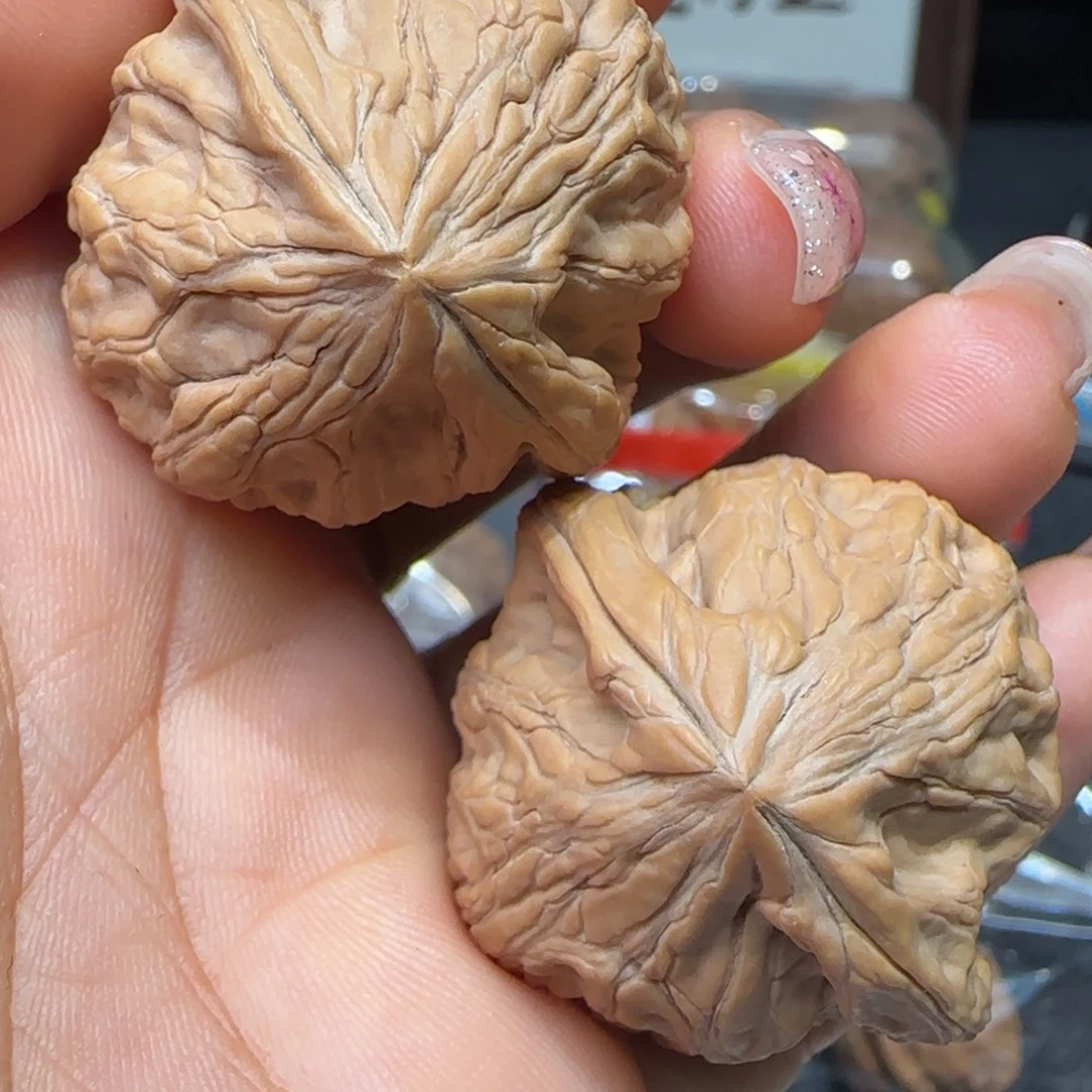 吊坠文玩核桃37平谷蜡皮王子