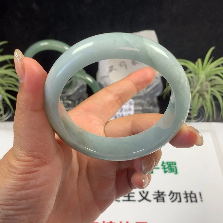 翡翠未镶嵌手镯58