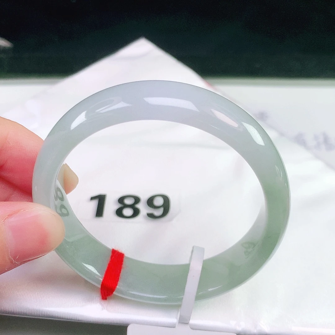未镶嵌手镯翡翠189