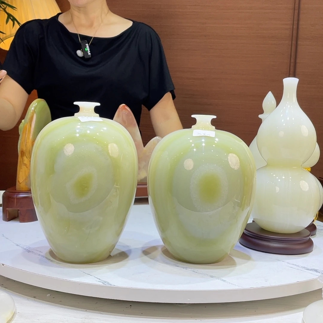 玉花瓶精品天然玉石摆件