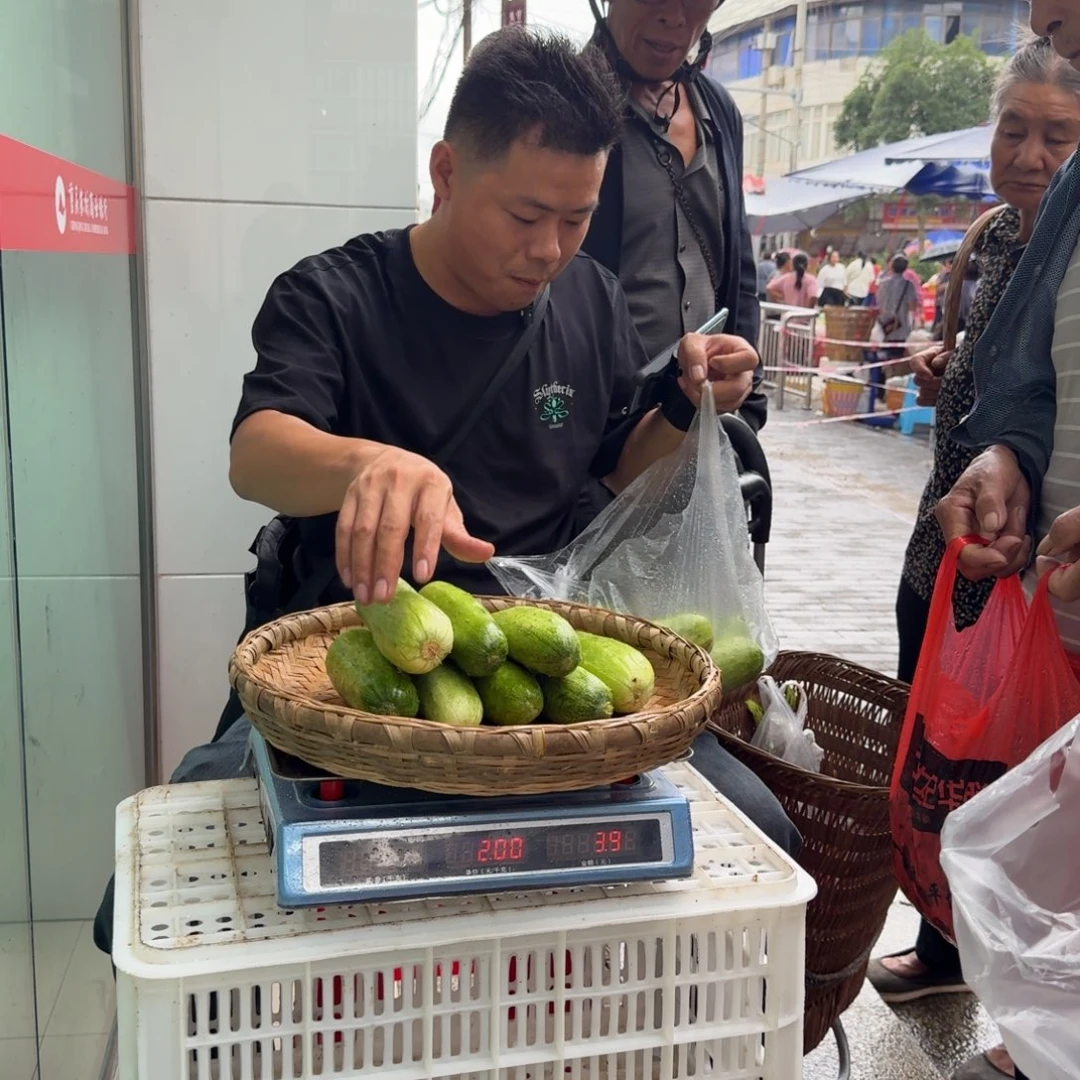 中国大陆黄瓜8斤顺丰